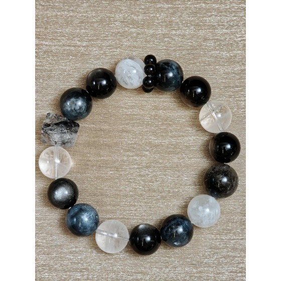 Statement Style Bracelet — Stonewave