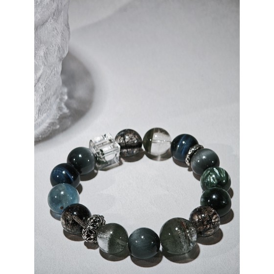 Statement Style Bracelet — Night Atlas